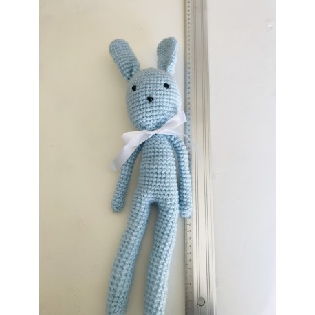 Conejo Amigurumi Azul